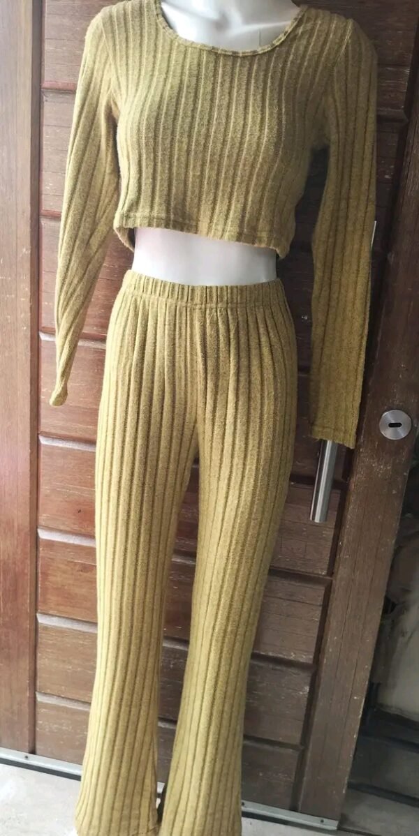 1765463629178 Conjunto tabliado