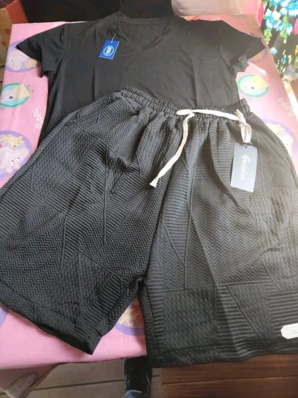 1766012937784 Short y remera varios colores