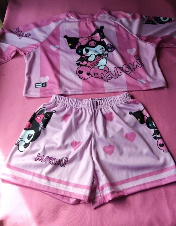 Conjunto de Kuromi 16 y 12 y Kitty 14 y 8