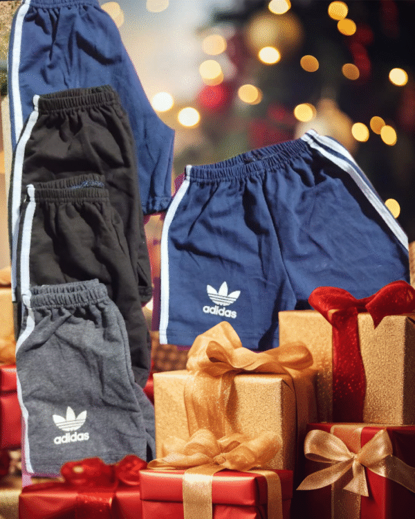 Polish_20251209_210034760 Short de niños